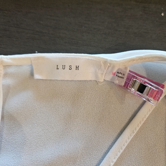 Lush Women's Blouse Size Medium - Picture 4 of 14
